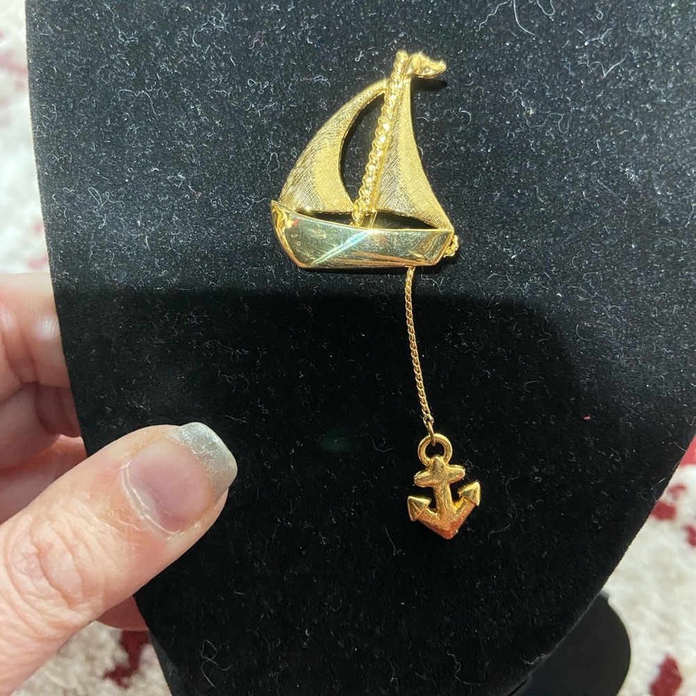 Anne Klein Vintage Gold Tone Sailboat Brooch with Dangling Anchor Charm